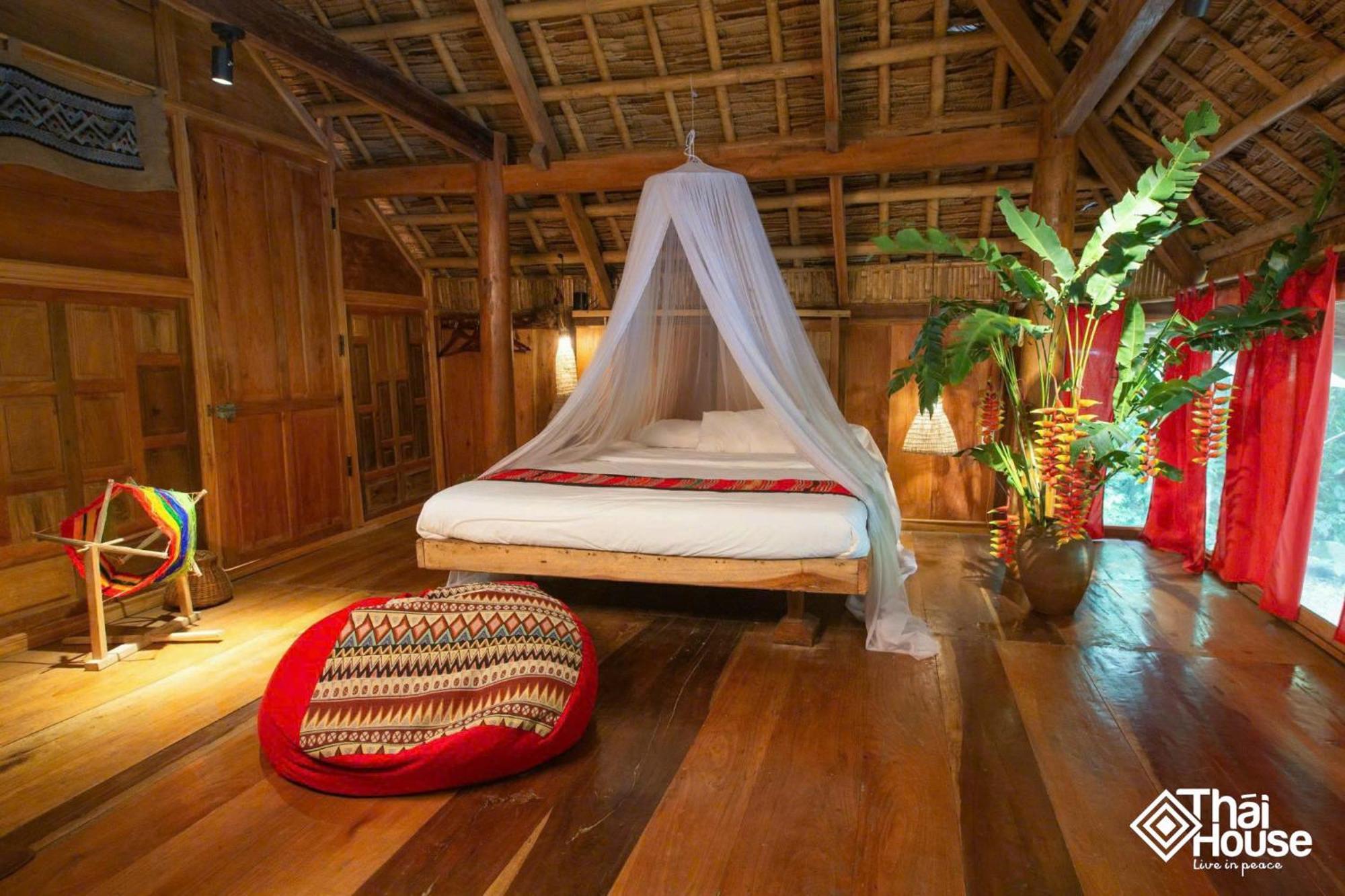 Thai House Pu Luong - Century Old Stilt House With Terrace Views Huong Ba Thuoc Exteriér fotografie