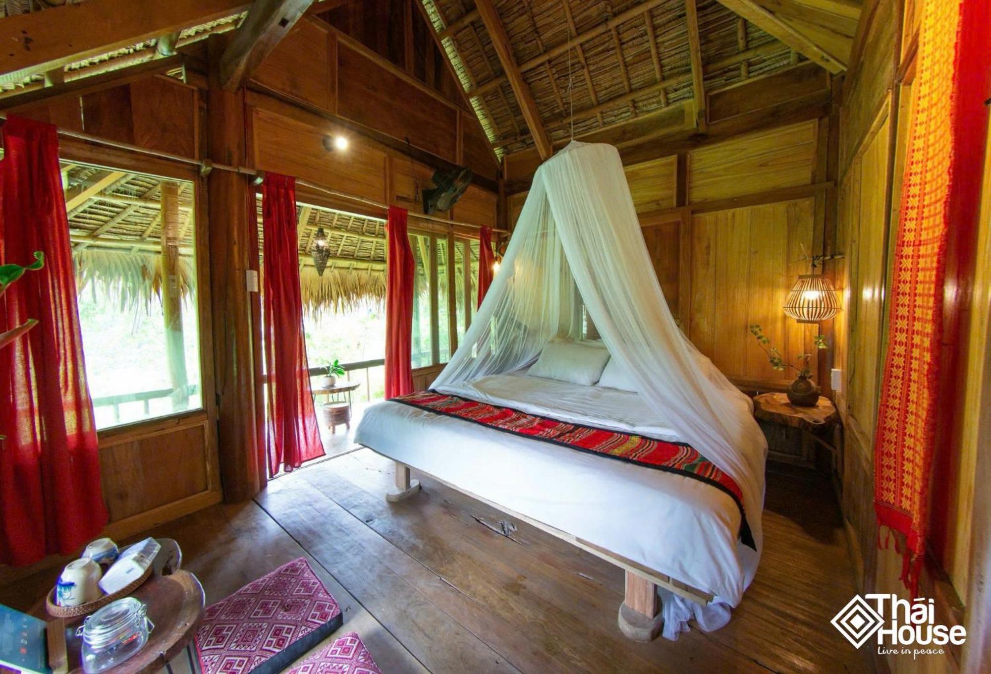 Thai House Pu Luong - Century Old Stilt House With Terrace Views Huong Ba Thuoc Exteriér fotografie